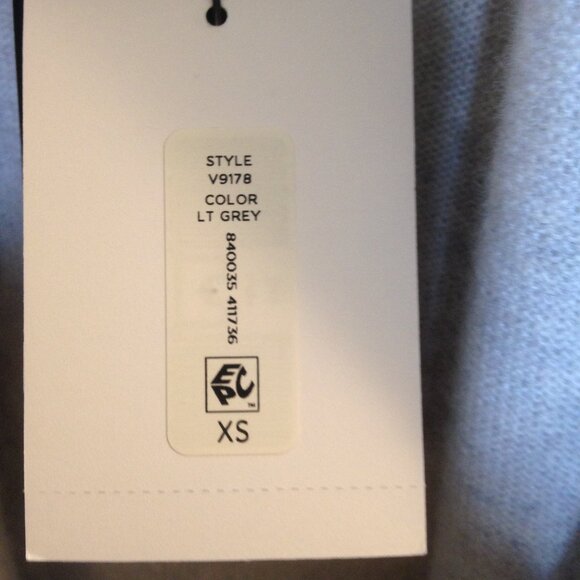 C by Bloomingdale's Cashmere Cardigan Light Gray XS NWT - Picture 6 of 6